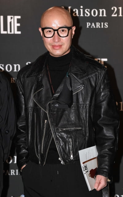 '커밍아웃' 홍석천, 입양딸 결혼한다…"예비 사위 직접 만나" ('이웃집 가족들')