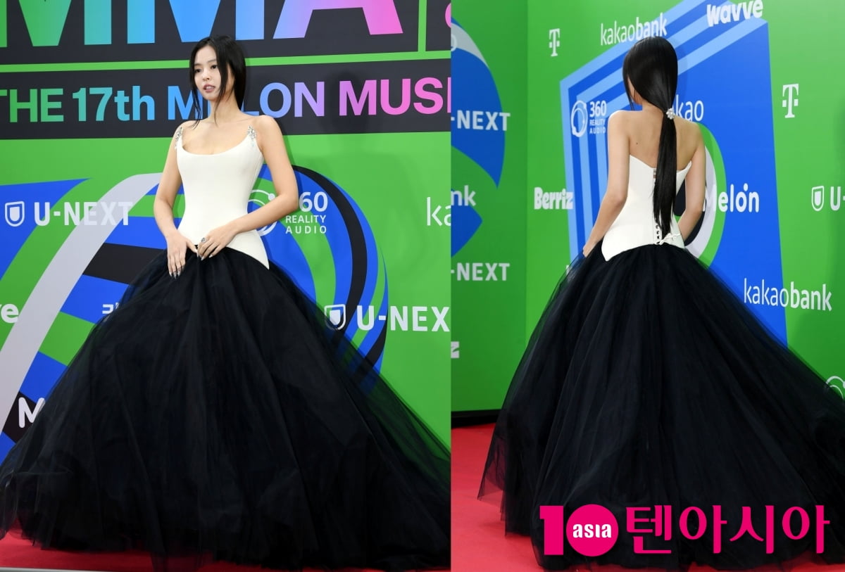 블랙핑크 제니, 아무나 소화 못하는 드레스자태[TEN포토]