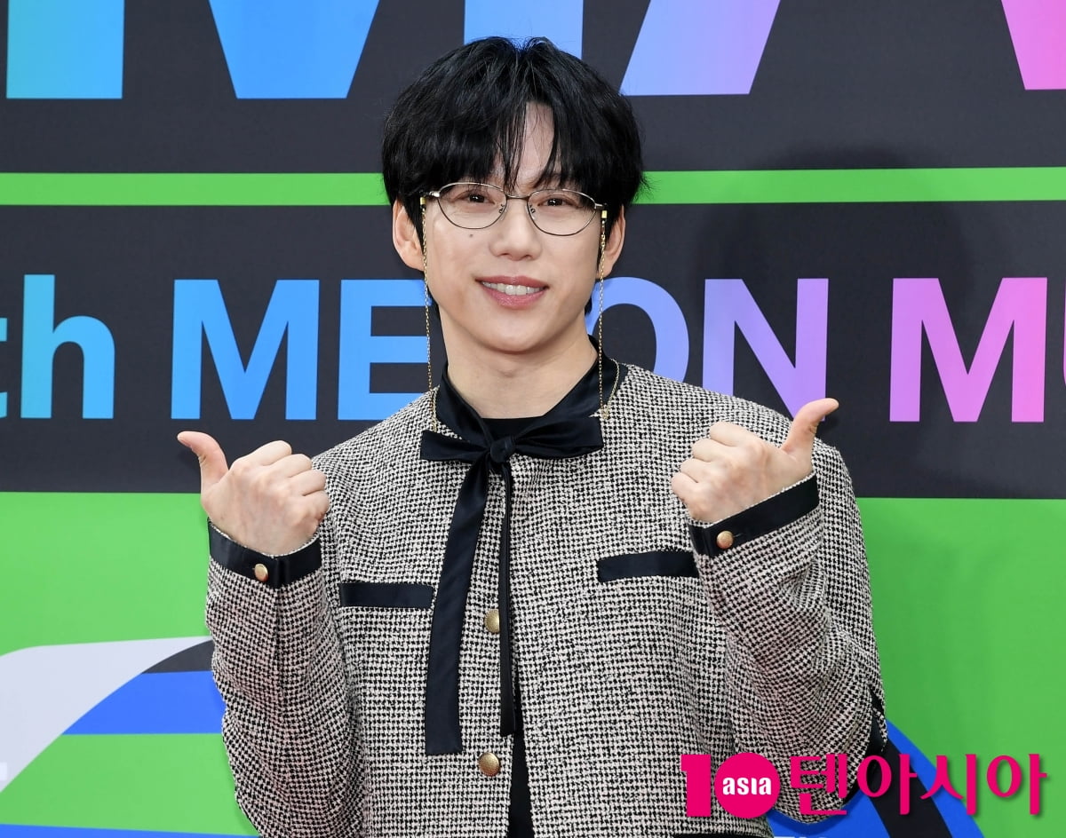 10CM, 엄지척[TEN포토]