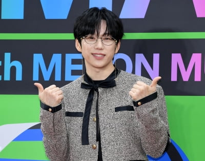 10CM, 엄지척[TEN포토]