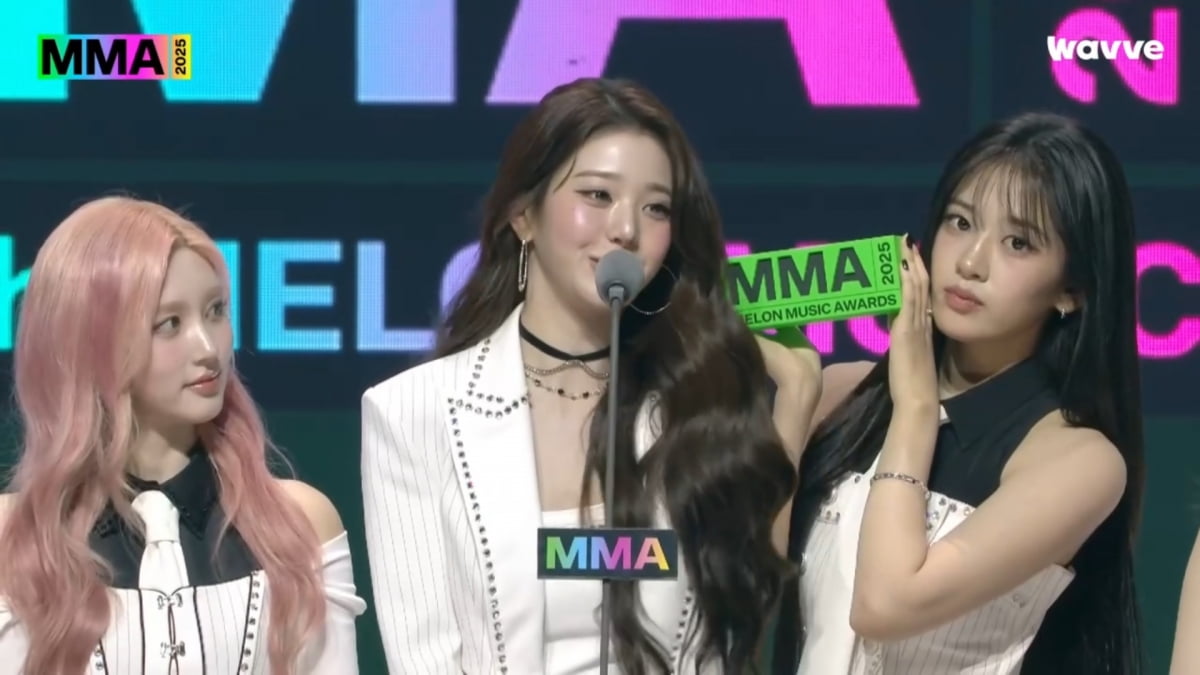 아이브/ 사진='MMA2025' 방송 캡처