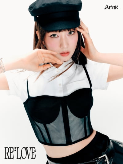 '라도♥' 윤보미, 결혼 앞두고 물오른 미모…걸리시→클래식 아우르는 비주얼