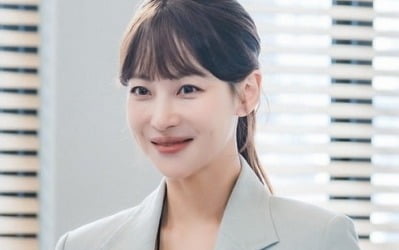 오연서, 최연소 과장 됐다더니 최진혁과 ♥핑크빛…얽히고 설킨 4각 로맨스 ('아기가')