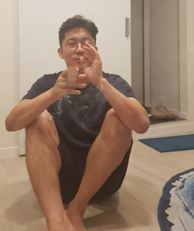 김대호, 일반 담배도 아닌 '시가' 물었다…목 관리 안 하나 "미국에서 리필하고 싶어"