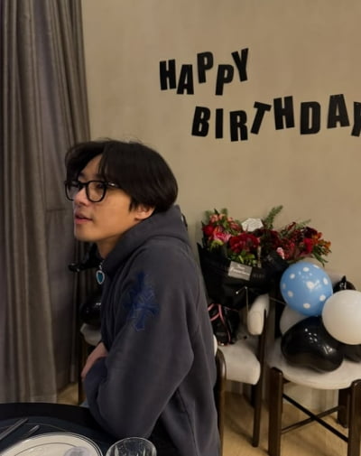 박서준, 평소에 얼마나 내성적이면…소란스럽게 보냈다는 생일이 이 정도