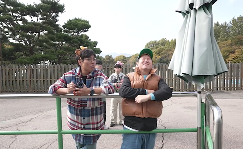 '쌍둥이 딸 아빠' 정형돈, 무릎 꿇고 읍소했다…"애들 키우잖아, 한번만 살려줘"('정승제 하숙집')