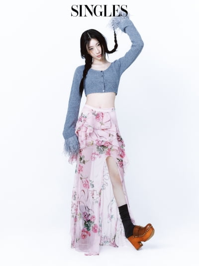 JYP 유명 걸그룹 멤버, '마의 7년' 앞두고 해체 아닌 재계약 택했다더니…"연기·예능 하고파"