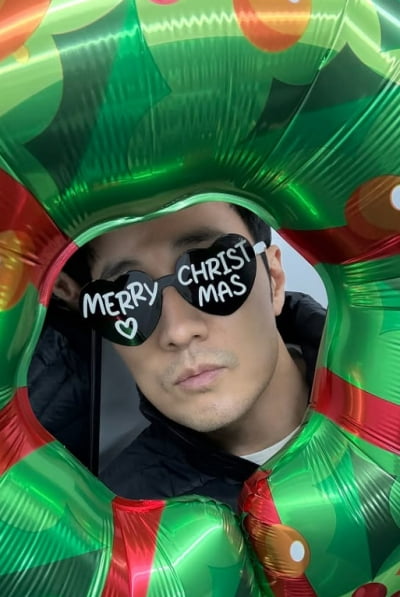 다 내려놓은 소지섭, 코믹 캐릭터 인증…♥조은정, 무병장수 예약