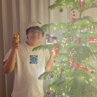 학폭 피해자 곽튜브 "트리 처음 만들어…가족과 보내는 것도 최초" 성탄절 뭉클 고백