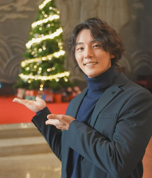 사진=윤시윤 SNS