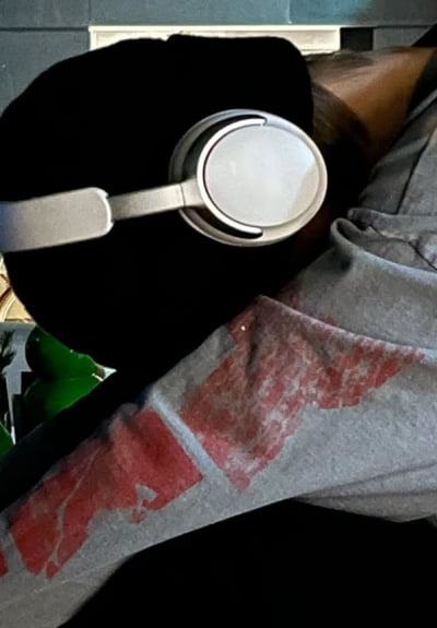 BTS 지민, SNS 피드 전면 삭제→해킹설까지…"비번만 8번 변경, 새로 해보려고"