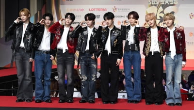 아홉, 청량돌의 하트[TEN포토]