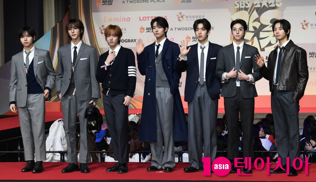 아이딧, 멋진 수트핏[TEN포토]