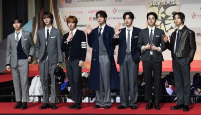 아이딧, 멋진 수트핏[TEN포토]