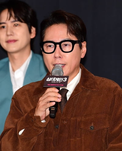 [전문] '건강 이상' 윤종신, 결국 안타까운 소식 전했다…5일간 집중 치료→공연 취소