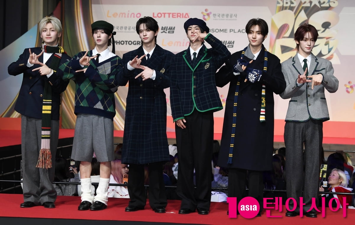 넥스지, 스윗한 미소[TEN포토]