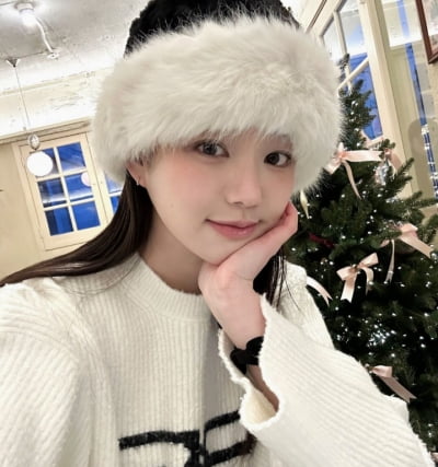 장원영인 즐 알고 눌렀는데 '이승기 처형' 등장…싱크로율 점점 높아져