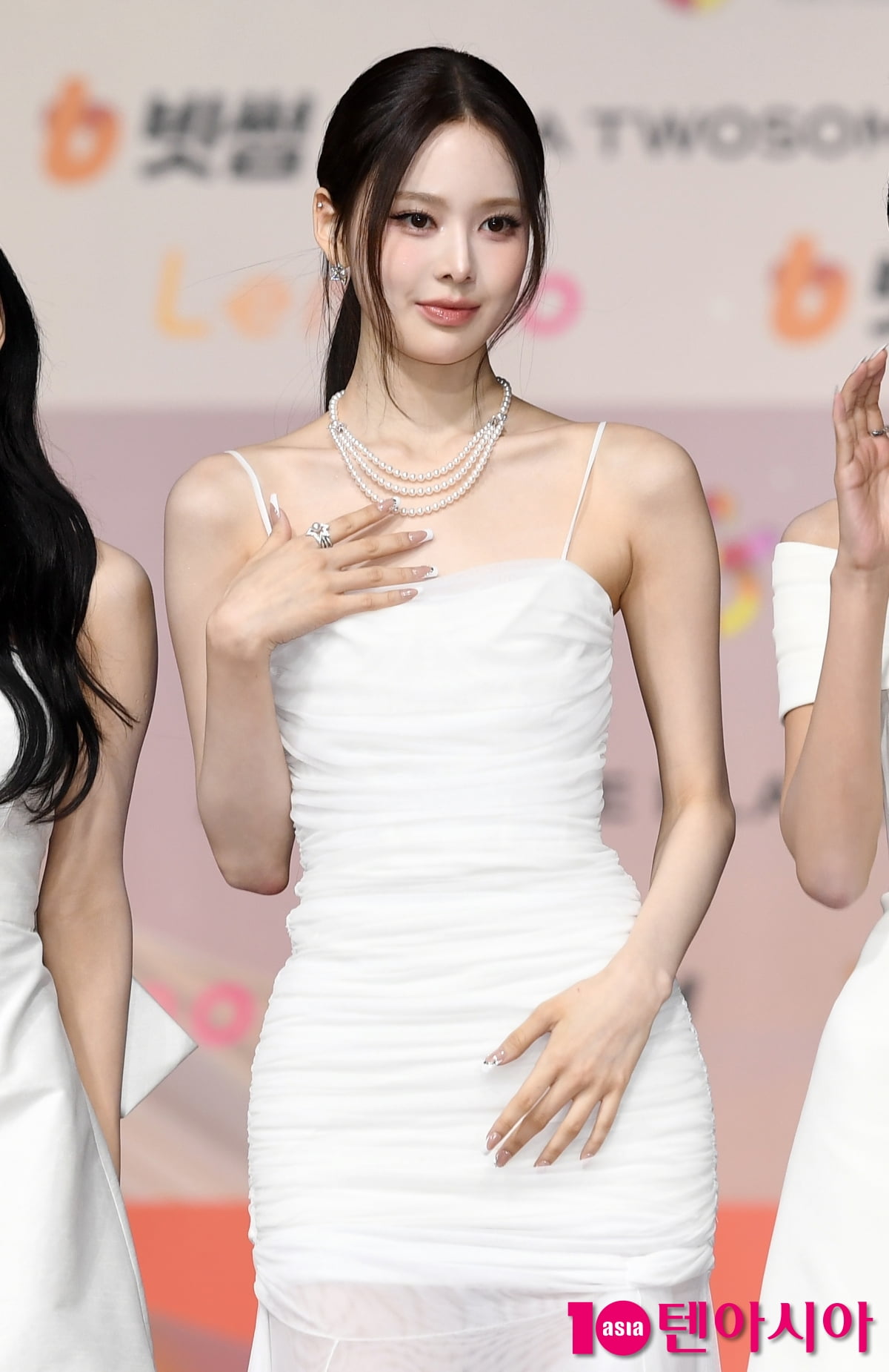 이즈나 방지민, 클로즈업 부르는 미모[TEN포토]