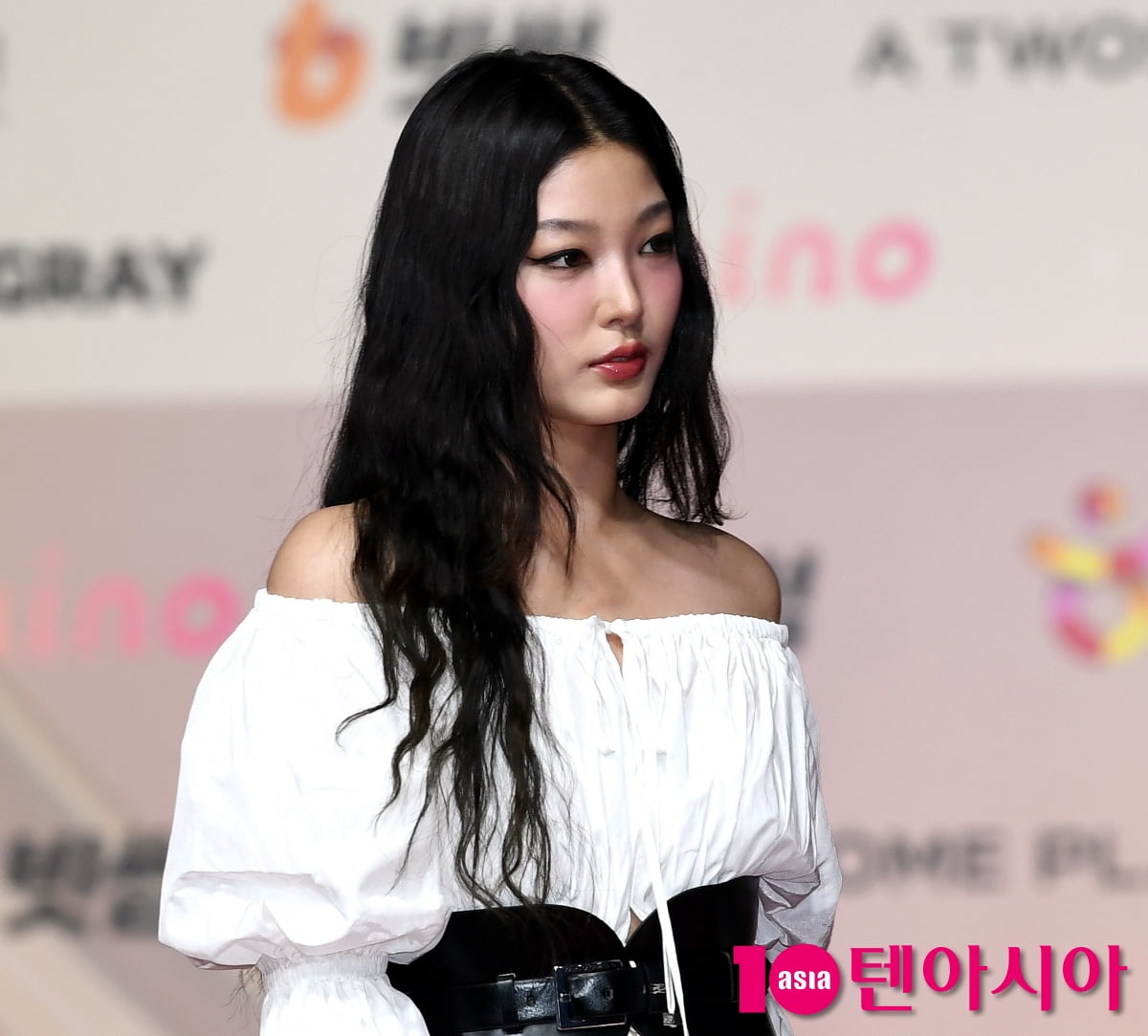 캣츠아이 윤채, 도도한 모습에 시선강탈[TEN포토]