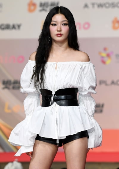 캣츠아이 윤채, 도도한 모습에 시선강탈[TEN포토]