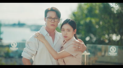 [종합] 장기용♥안은진, 결국 한 자릿수 시청률 엔딩 맞았다…6.9% 최고 기록 경신 ('키괜')