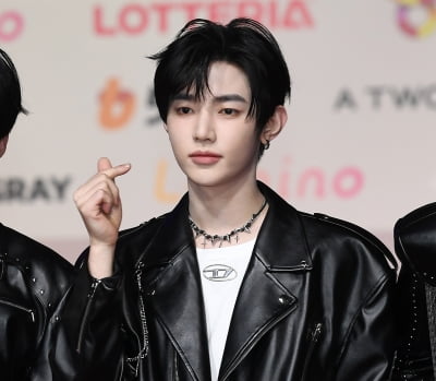 [공식] 해체가 얼마 안 남았다는 5세대 유명 아이돌…장하오, 김규빈 따라 '음악중심' MC 발탁