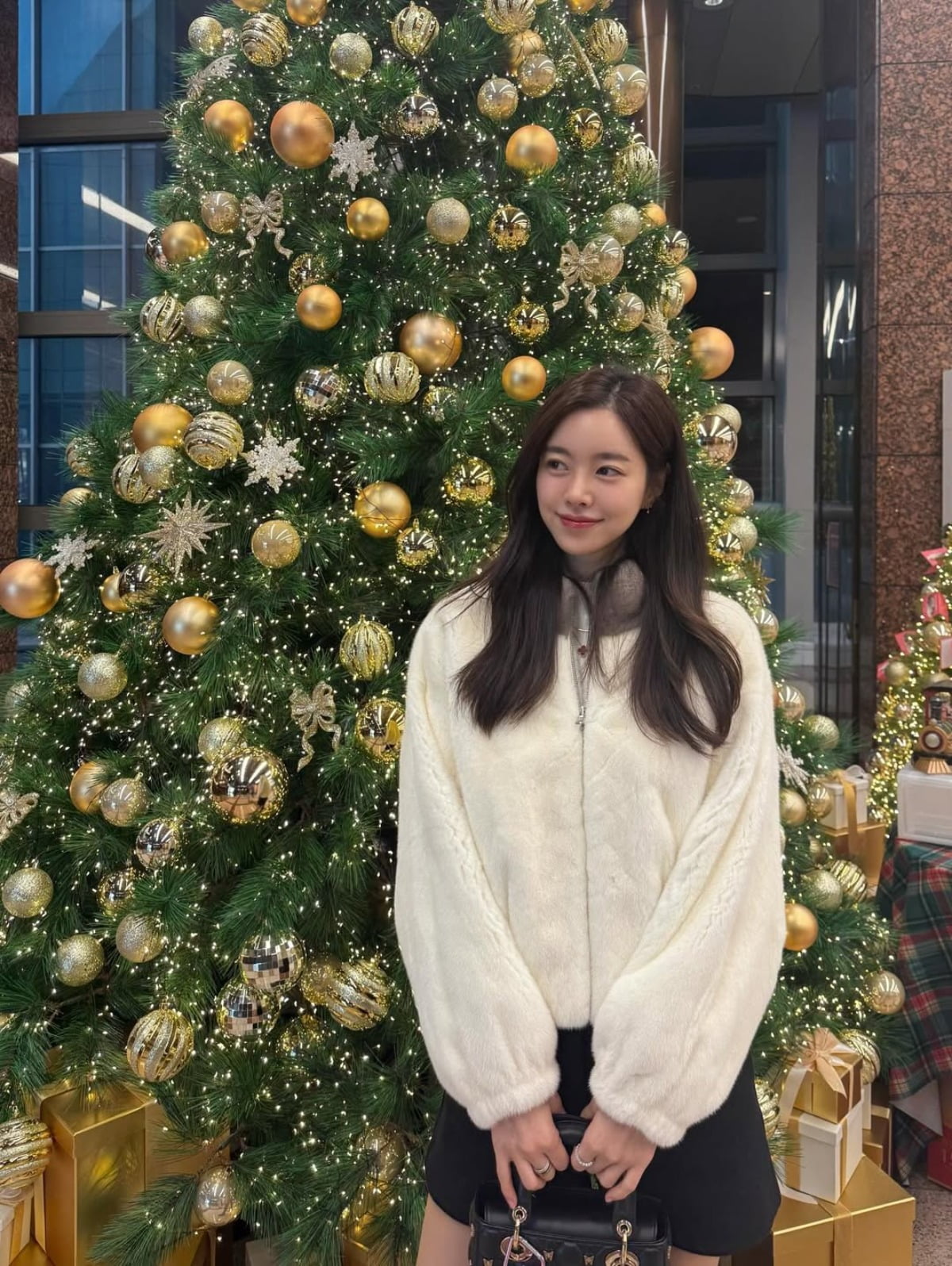 사진 = 진세연 인스타그램