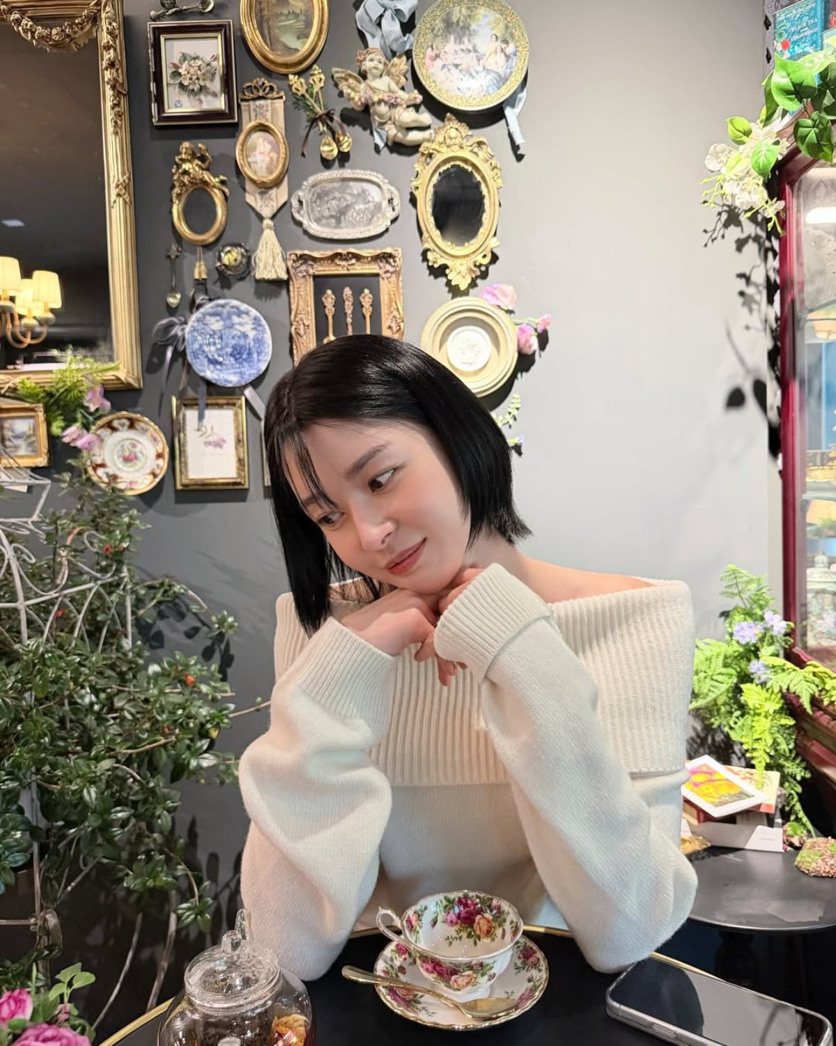 사진 = 권나라 인스타그램