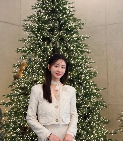 '33세' 한그루, 억대 SUV로 부족했을까…크리스마스 선물 보다 빛난 비주얼