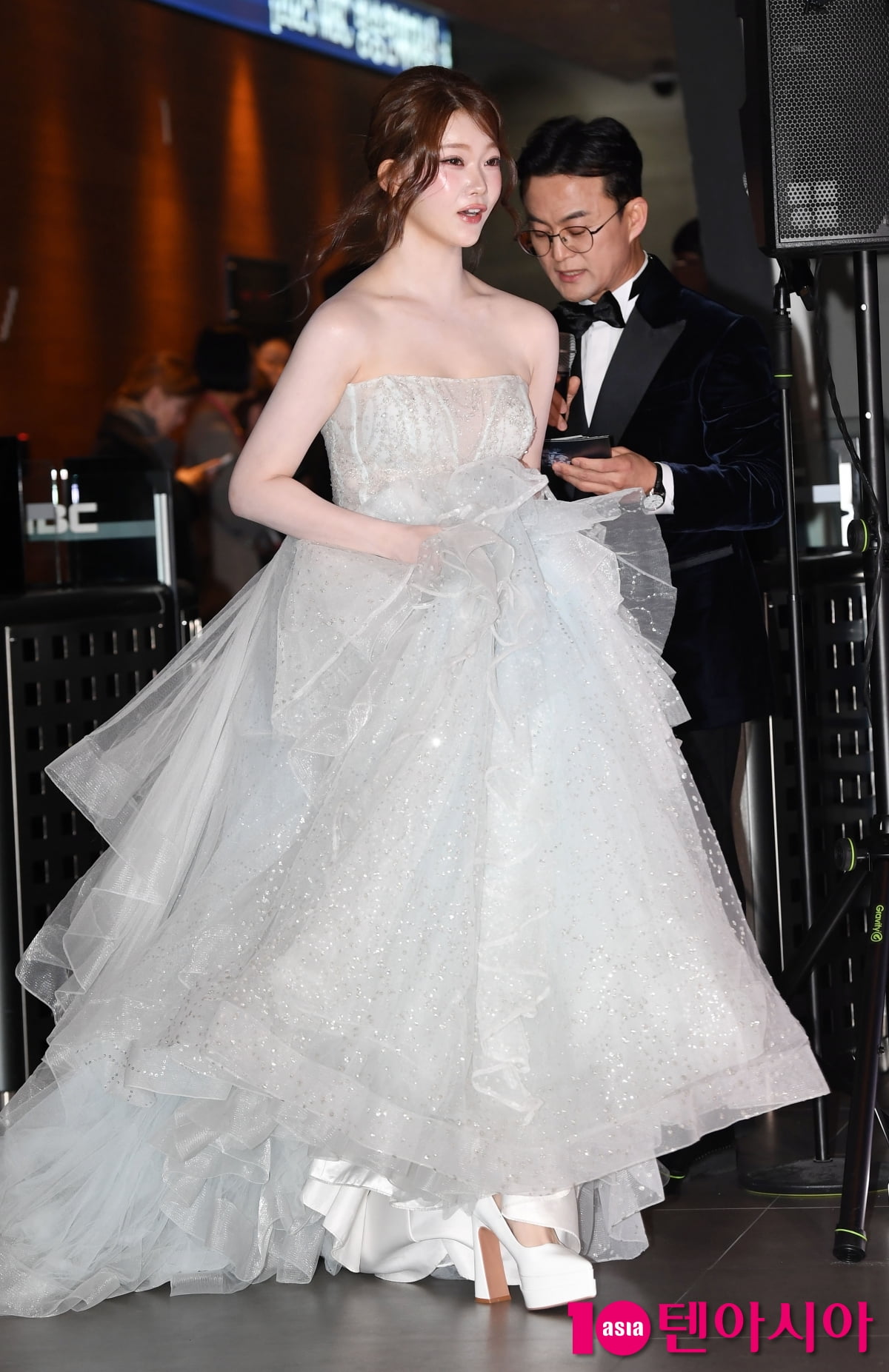 빌리 츠키, 우아한 드레스 자태[TEN포토]