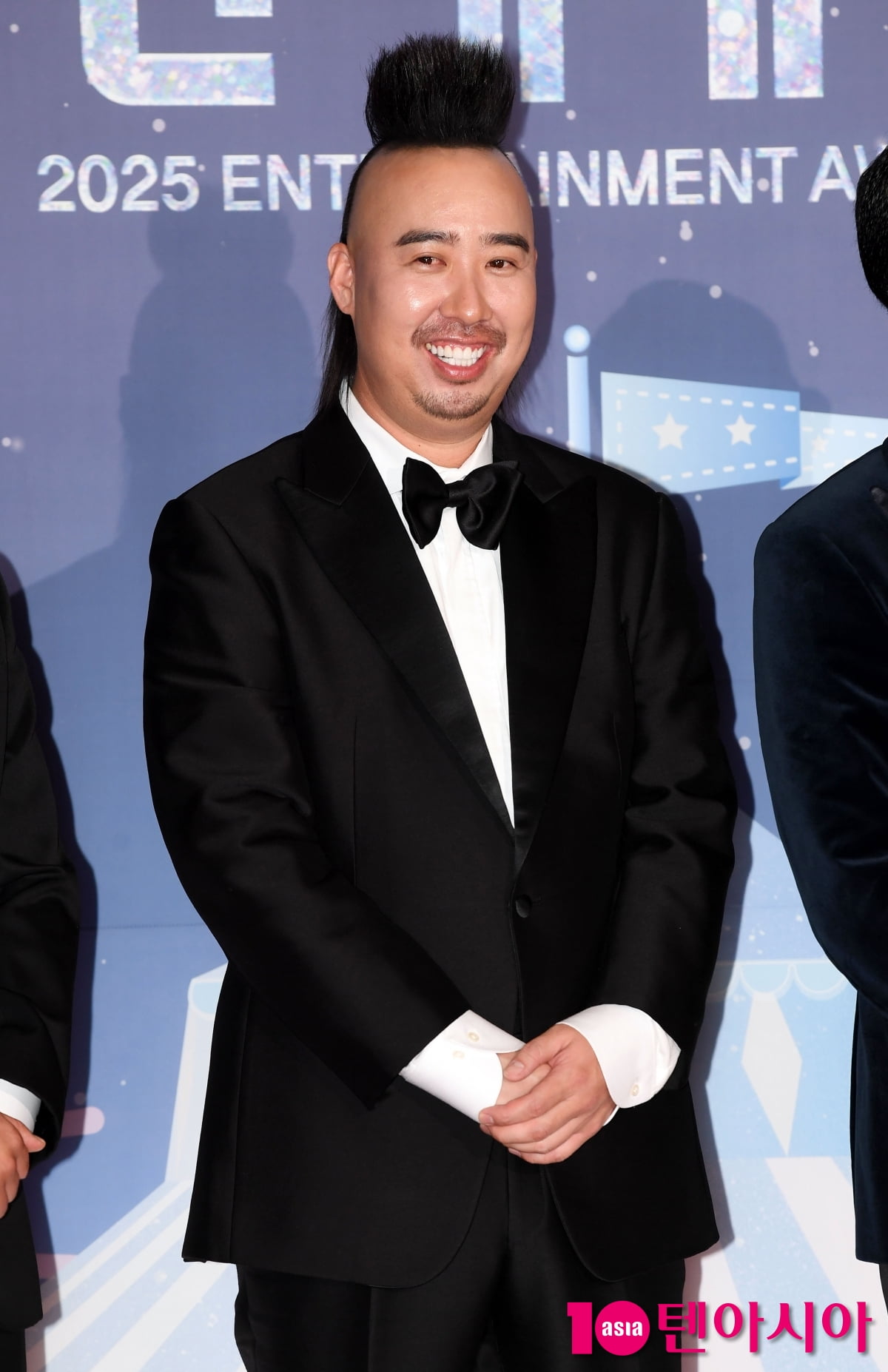 유희관, 독특한 잔디머리[TEN포토]