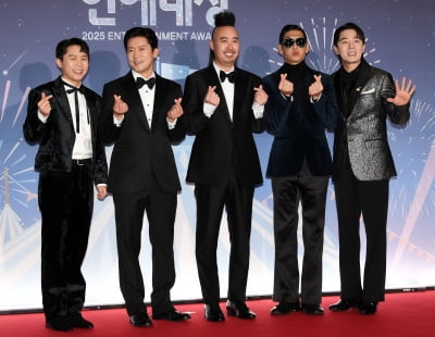 양세찬-김대호-유희관-박준형-붐, 푹 쉬면 다행이야 사랑해[TEN포토]