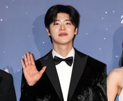 パク・ジヒョン、2025 MBC放送芸能大賞に出席