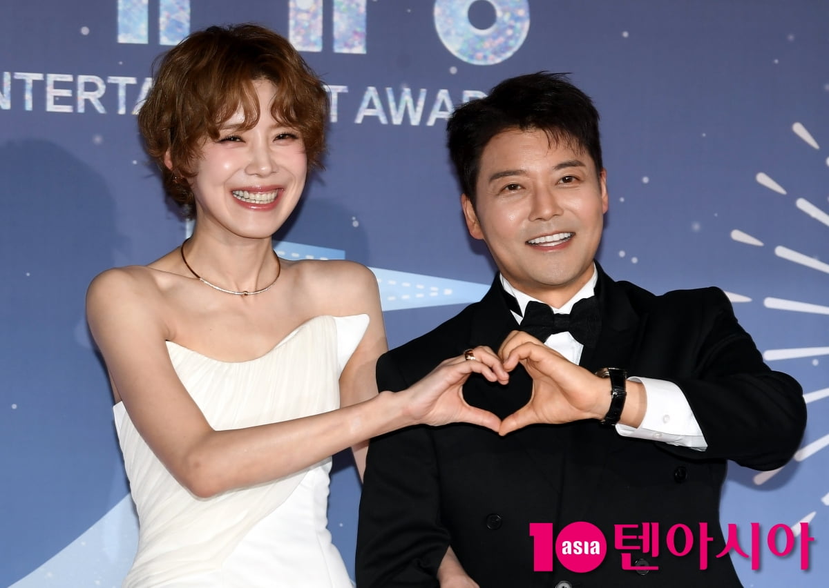 장도연-전현무, 2025 MBC 방송연예대상 2MC[TEN포토]