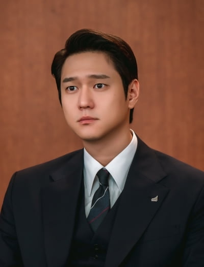 고경표, 다이어트 했다더니 입금 덜 됐나…냉철한 캐릭터인데 부한 얼굴 ('미쓰홍')