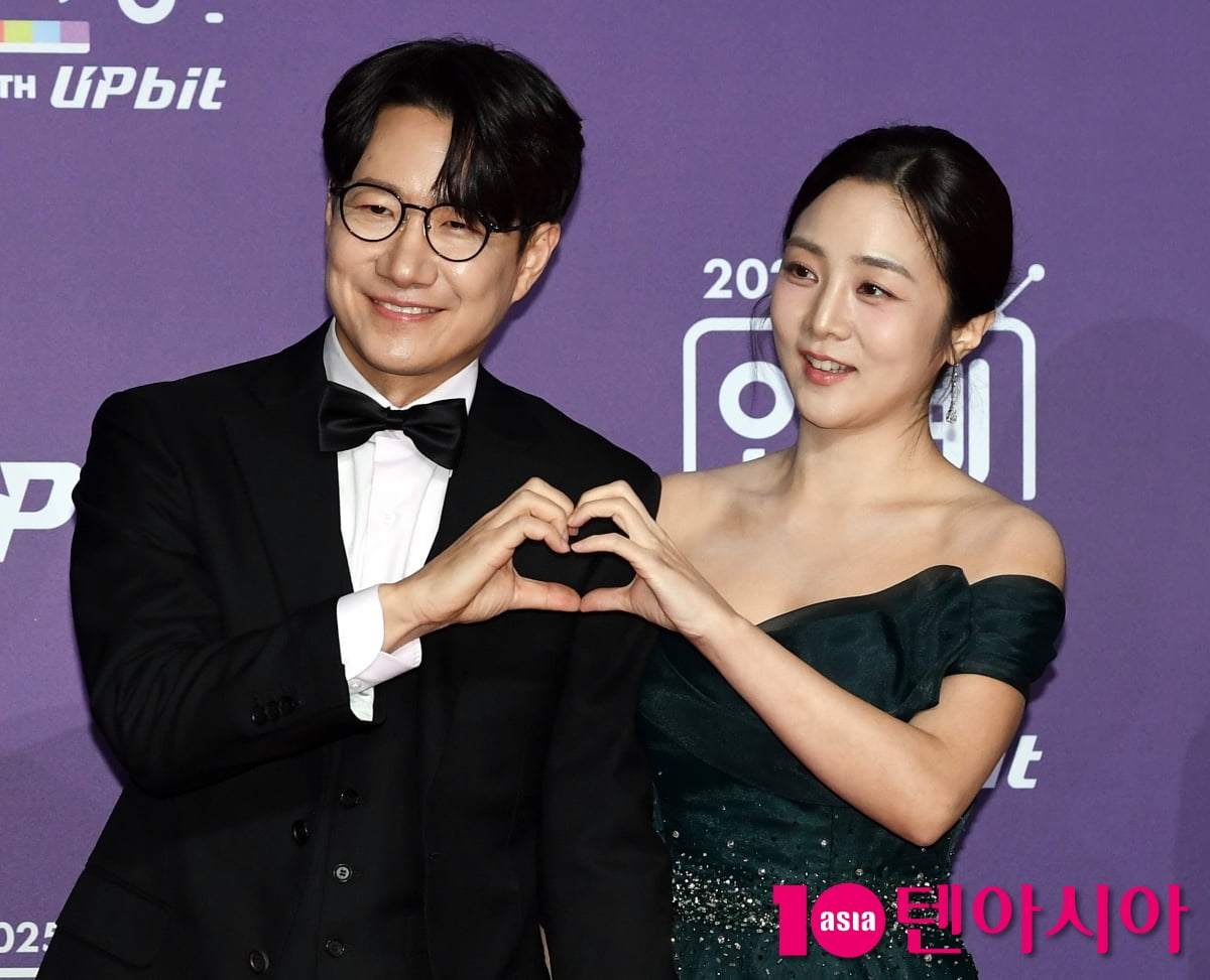 조우종-정다은, 다정하게[TEN포토]