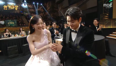 김세정, '2살 연상' 강태오 향한 ♥핑크빛 사심 고백…"꿀벌 같아, 한복 벗고 재회 원해" [MBC연기대상]