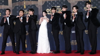 트라이 축하공연 기대하세요[TEN포토]