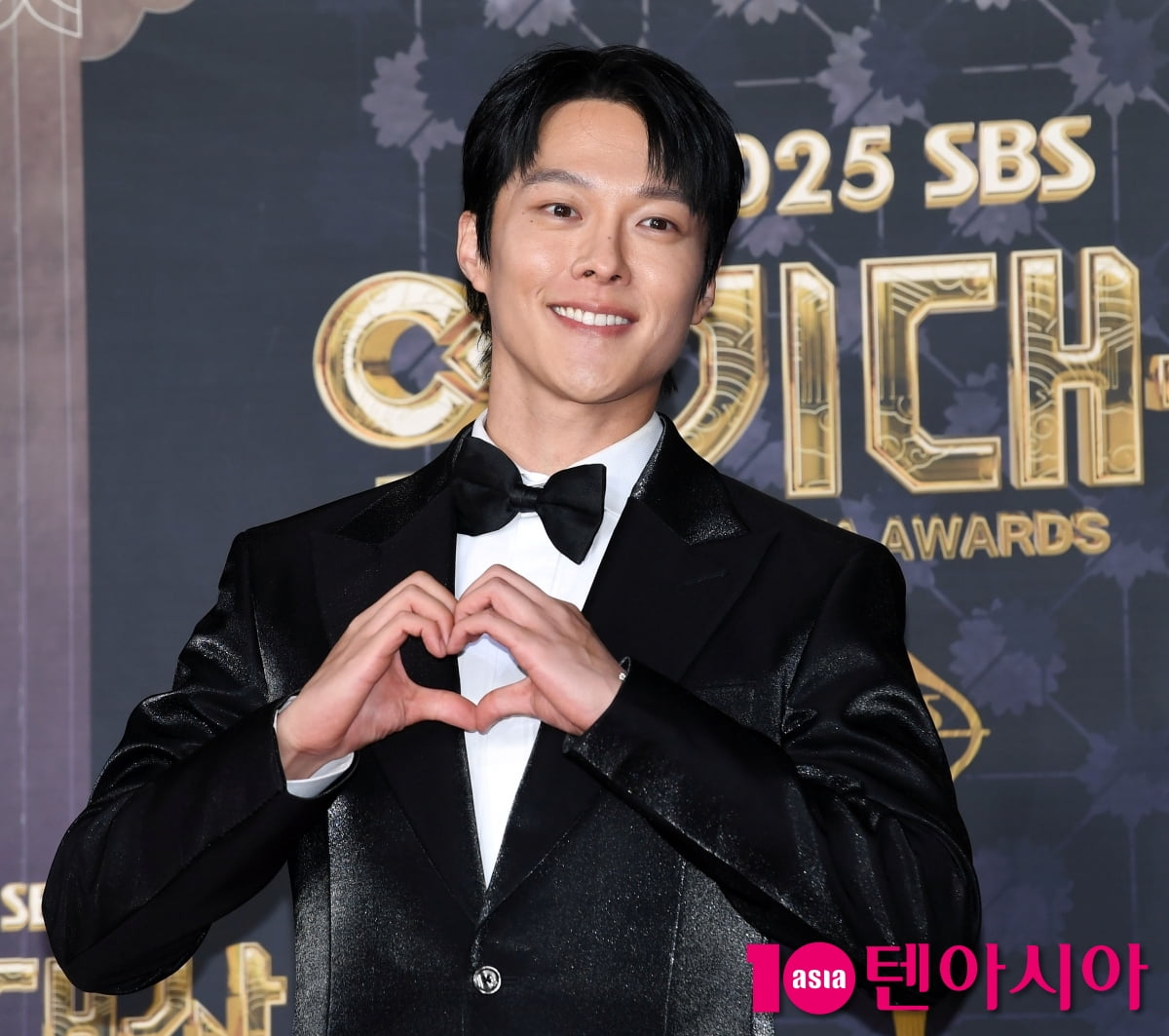 장기용, 키스는 괜히 해서[TEN포토]