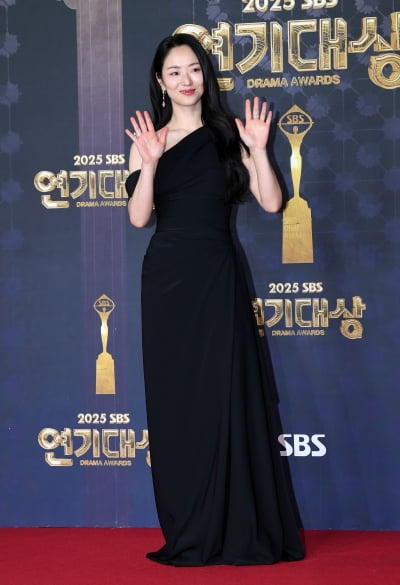 전여빈, 우아한 블랙스완[TEN포토]