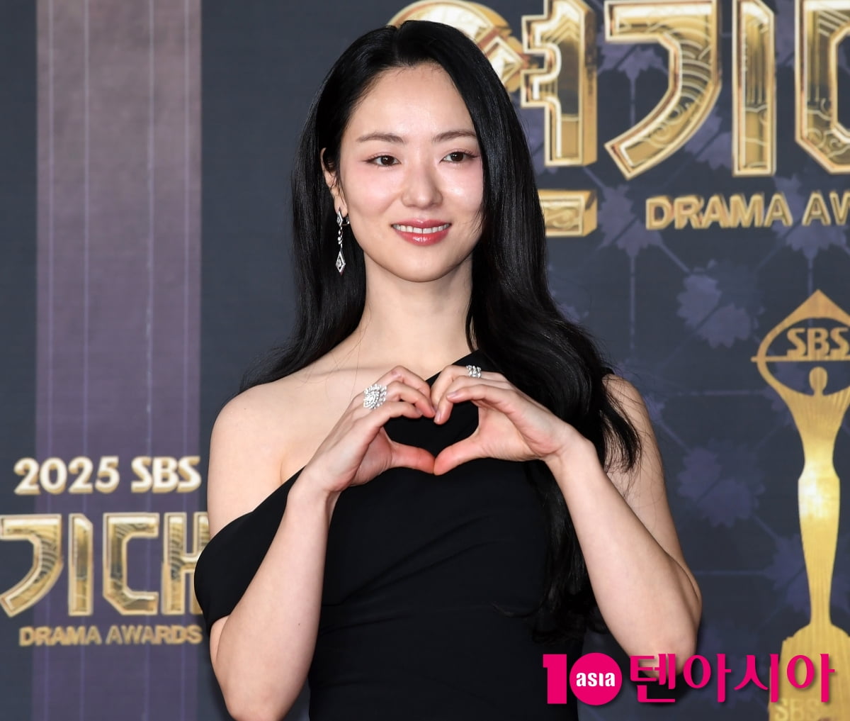 전여빈, 우아한 블랙스완[TEN포토]