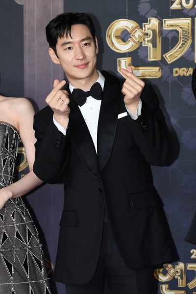 이제훈, 하트 장인 대상후보[TEN포토]