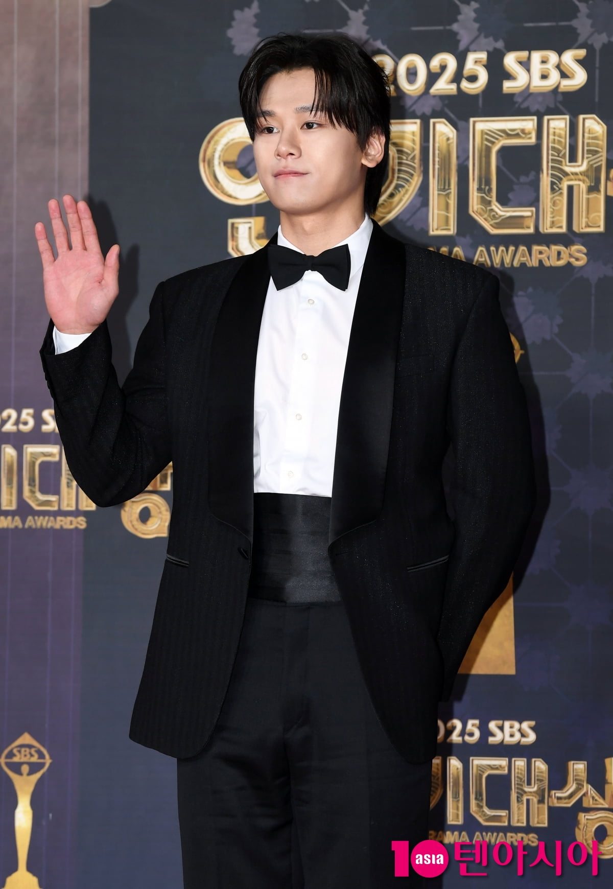 차우민, 설레임 가득한 인사[TEN포토]