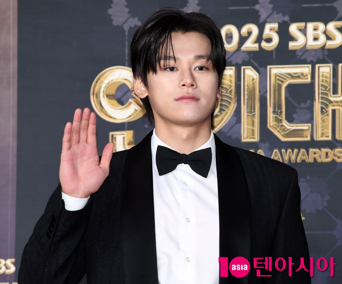 차우민, 설레임 가득한 인사[TEN포토]