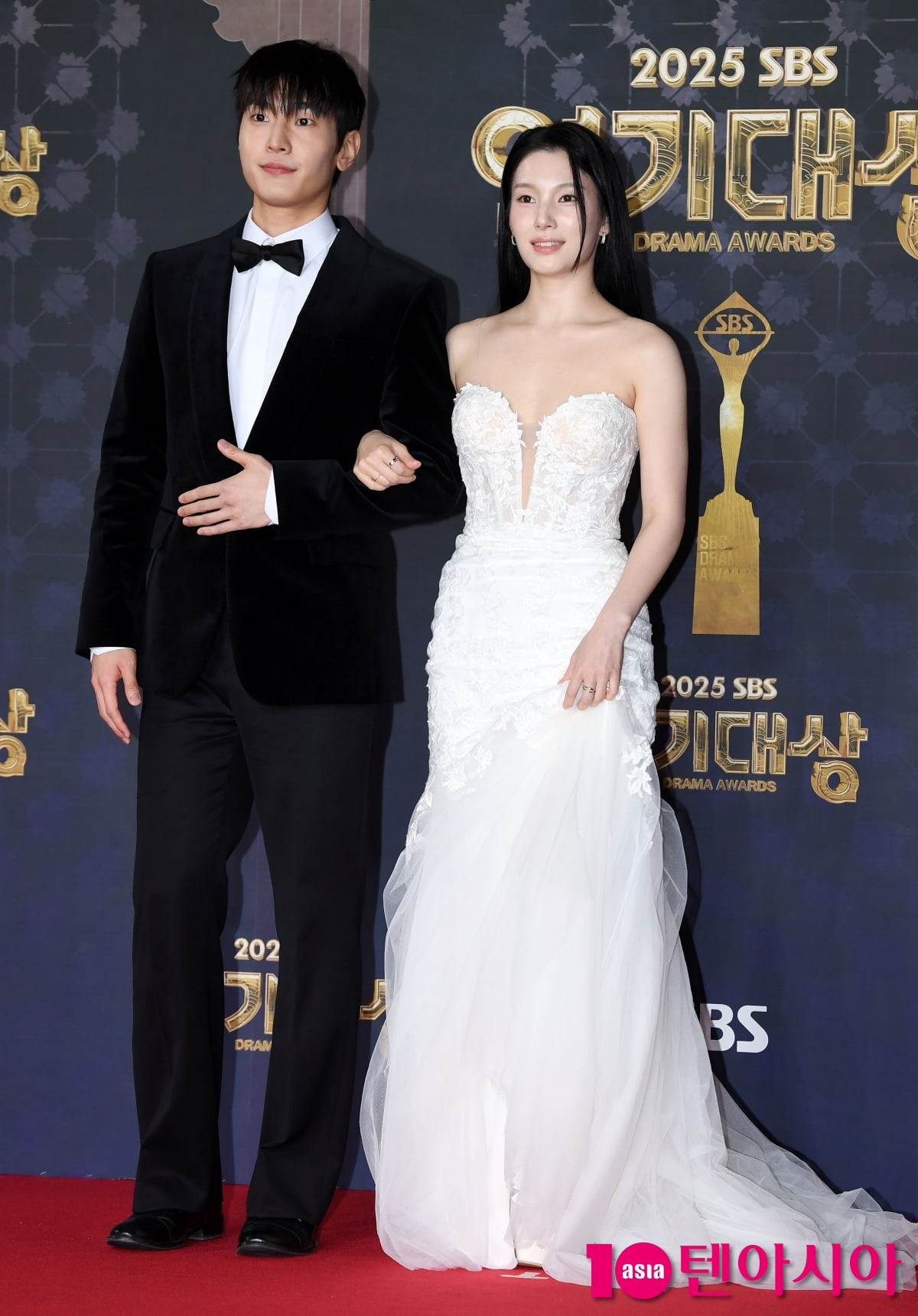 이창민-한동희, 사마귀 커플[TEN포토]