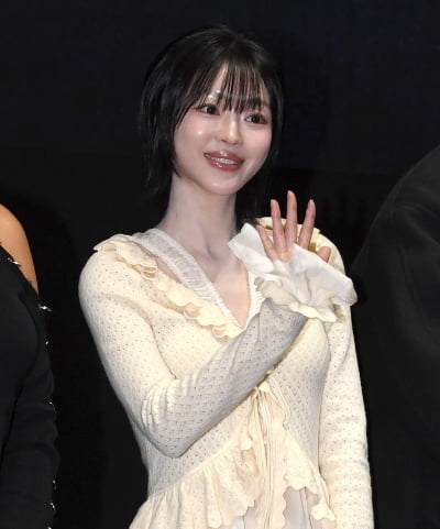 "팬들에 대한 예의"…오마이걸 유아, 배우 전향 후 유시아로 활동명 안 바꾼 특별한 이유 [인터뷰]