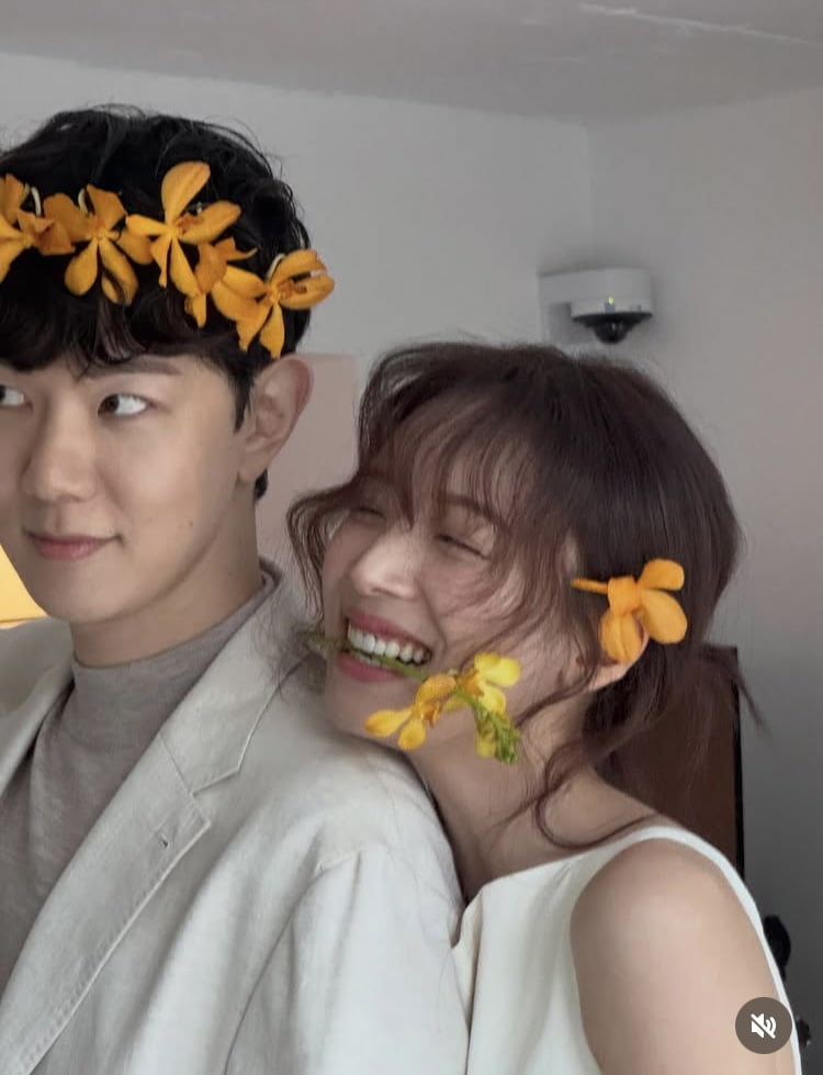 ‘혼전임신’ 김지영, 2월로 식 앞당겼는데…A컷 웨딩 사진이 잔뜩