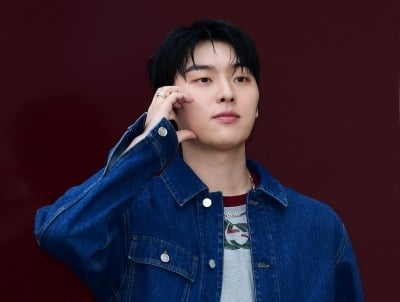 '노출→시구 논란' 최현욱, 선생님 예능으로 반전 통할까 [TEN피플]