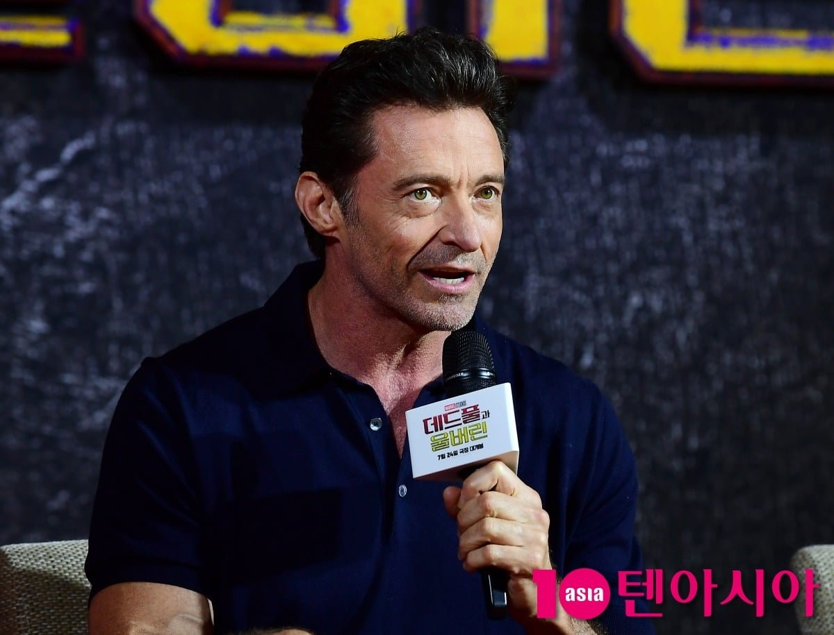 휴 잭맨, 비밀리에 한국 방문했나…마스크 뚫고 나오는 강렬한 눈빛 [TEN이슈]