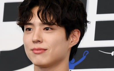 [공식] 박보검, 마침내 기쁜 소식 전했다…1년 준비했다더니 첫방 확정 ('보검매직컬')